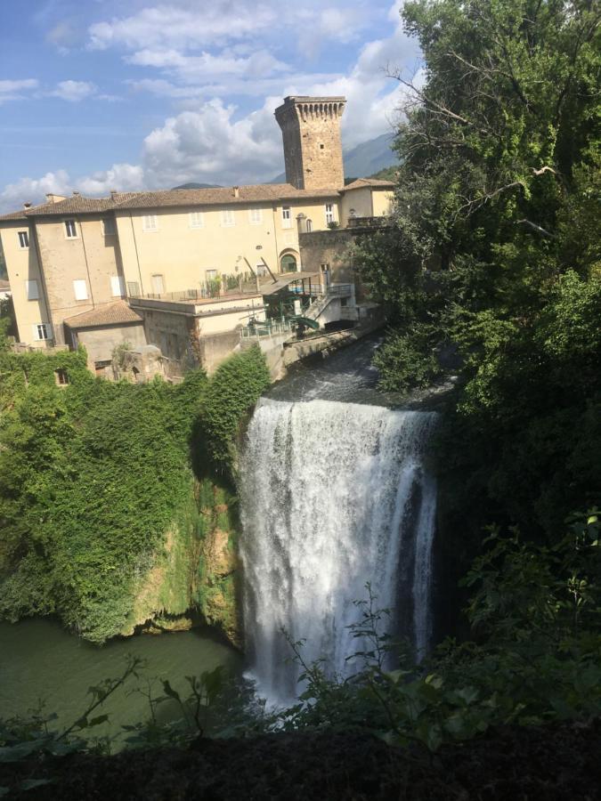 Liricordi Appartement Isola di Liri Buitenkant foto